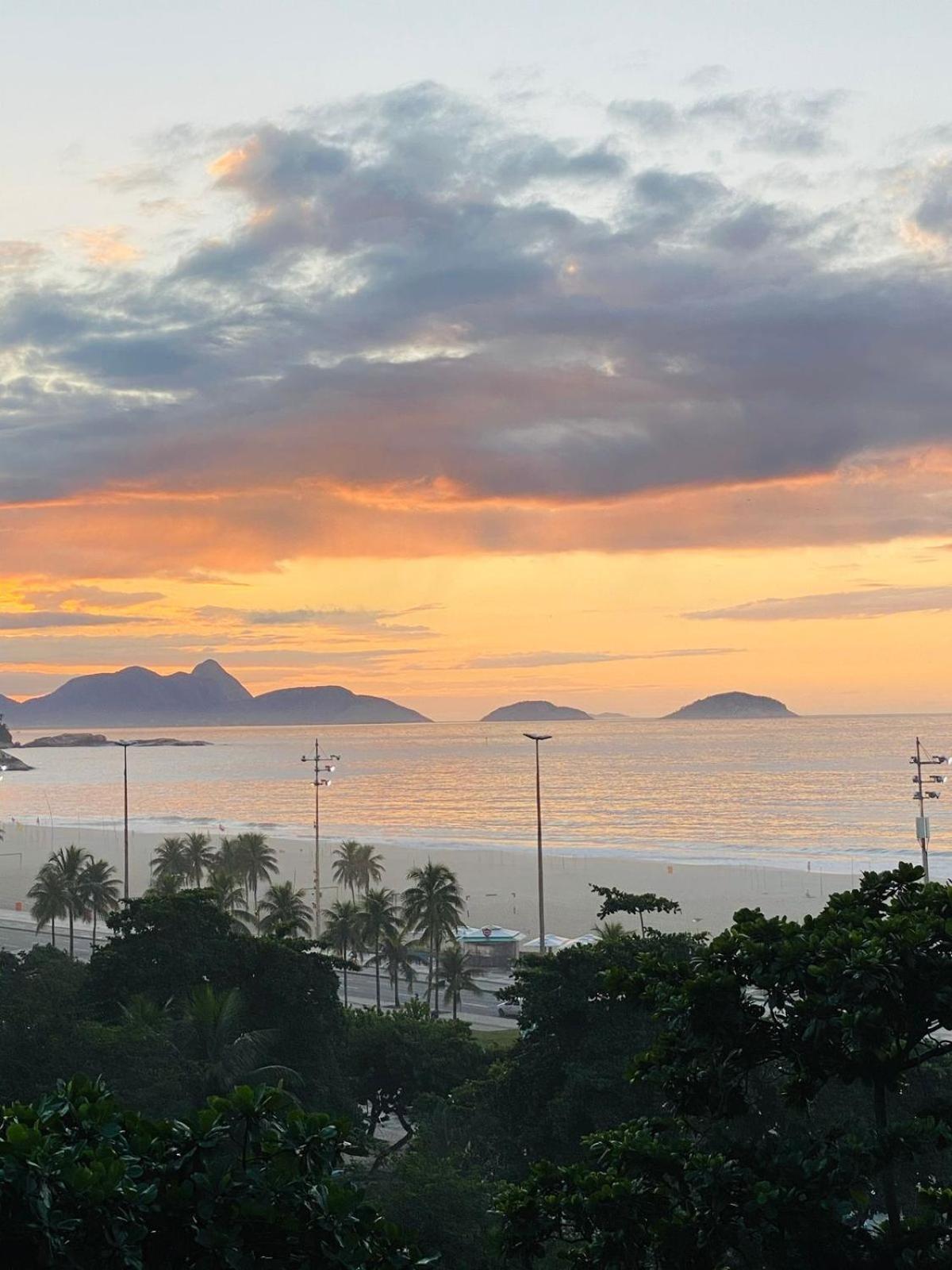 Ape Na Praca Copacabana Río de Janeiro
